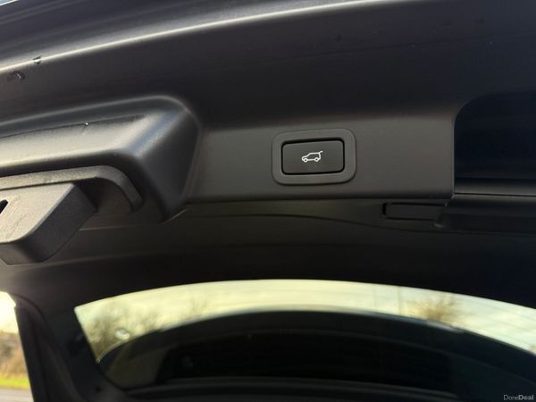 2017 Jaguar F-Pace 2.0 Diesel R-Sport RWD 378316898