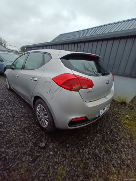 Kia Ceed 2012 378317717