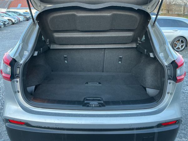 2019 NISSAN QASHQAI 1.3 PETROL 84,000 KMS TOP SPEC 378337707