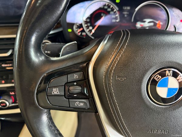 ◼️2017 BMW 520D SE X-DRIVE SUNROOF◼️ 378443049