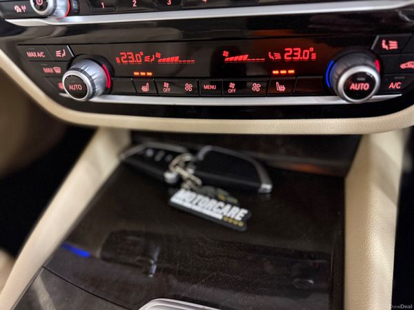 ◼️2017 BMW 520D SE X-DRIVE SUNROOF◼️ 378443067