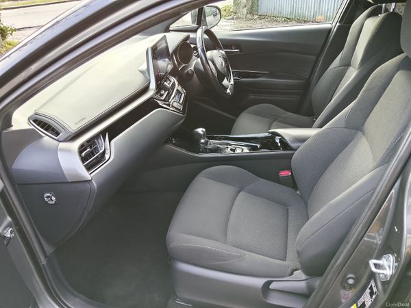 Toyota C-HR 1.8 Hybrid Auto 378462636