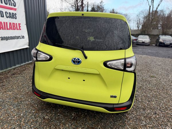 Toyota Sienta 2016 MPV 378465313