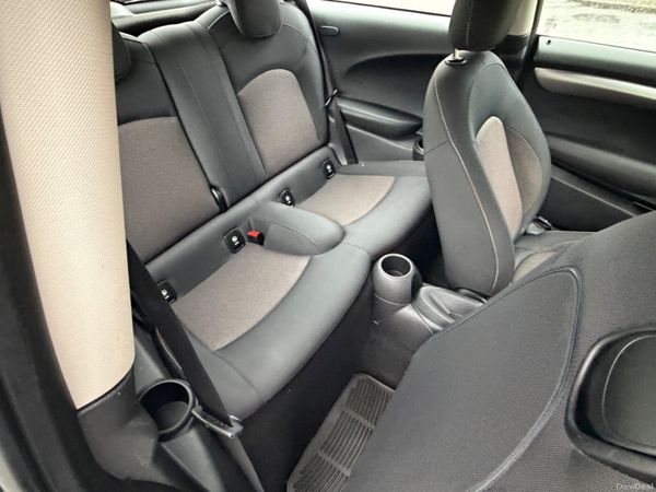 Mini One 2016 378471163