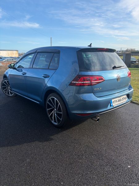 Volkswagen Golf 2017 378481676