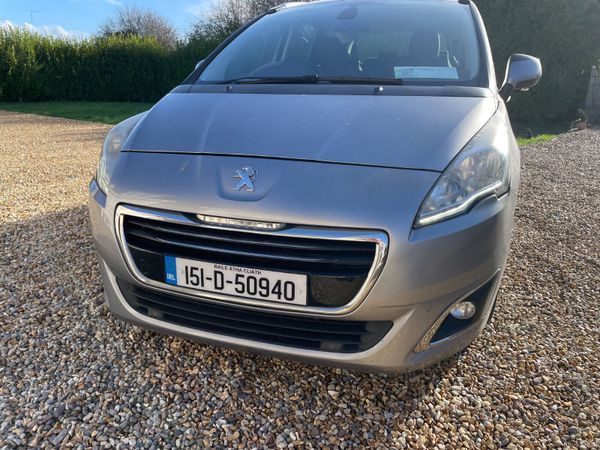 Peugeot 5008 2015 Diesel 7 seater. 378482836