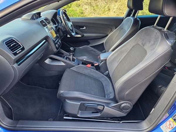 Volkswagen Scirocco 2017 1.4tsi sport 378486669