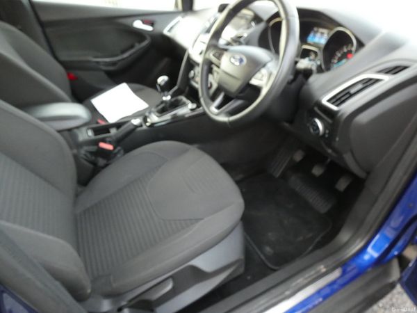 Ford Focus 1.0 Ecoboost Turbo 125PS Titanium 378401333