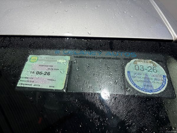 2016 Volkswagen Jetta Highline 2.0 TDi Manual 378413529