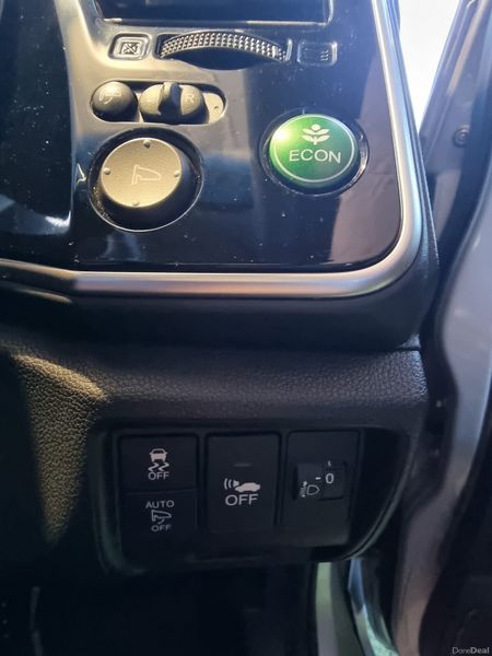 2015 Honda Grace Automatic 378416846