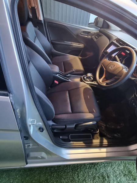 2015 Honda Grace Automatic 378416975