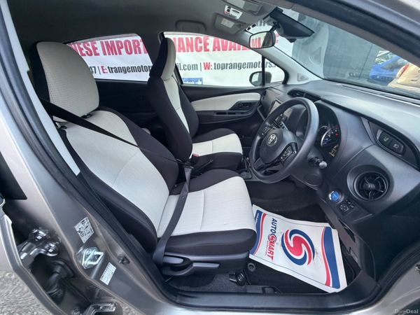 Toyota Vitz 2017 378570165