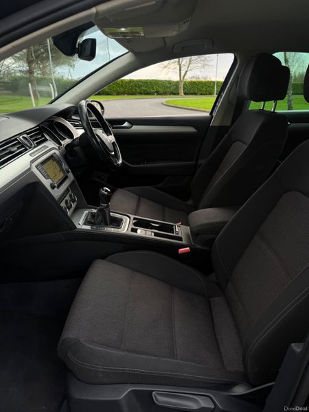 Volkswagen Passat 2016 Low Mileage 378572870