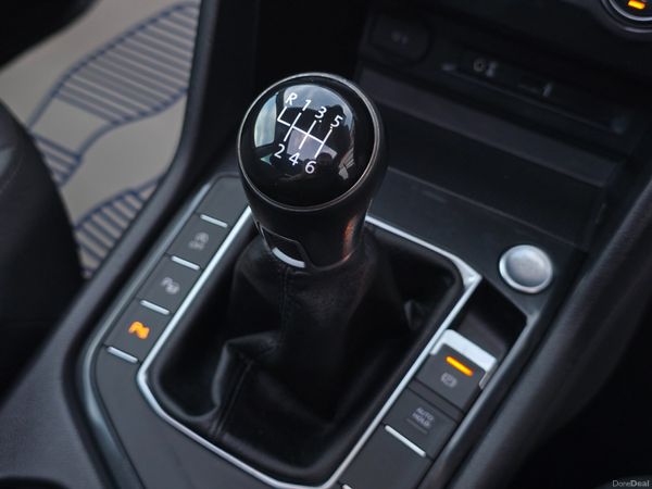 2018  VW TIGUAN 2.0 *UPGRADED  R-LINE WHEELS 378573197