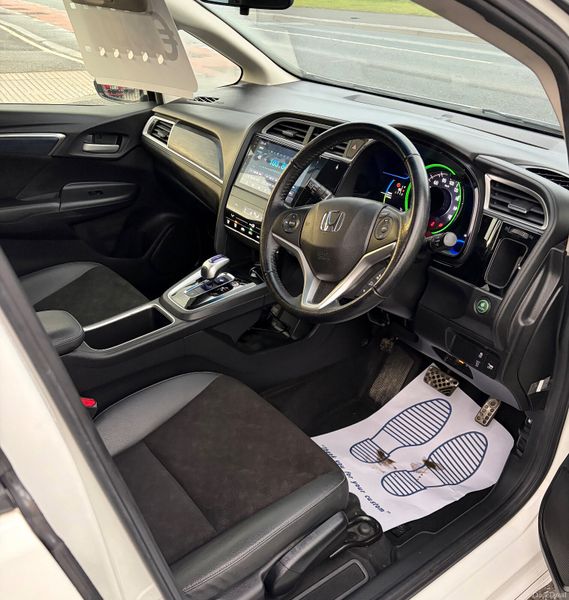 2016 Honda Shuttle 1.5 Hybrid HIGH SPEC 378589674