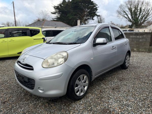 Nissan March **2013 ** 378591379