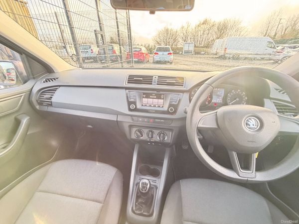 Skoda Fabia 2015 1.0 litter petrol Fresh NCT 378513062