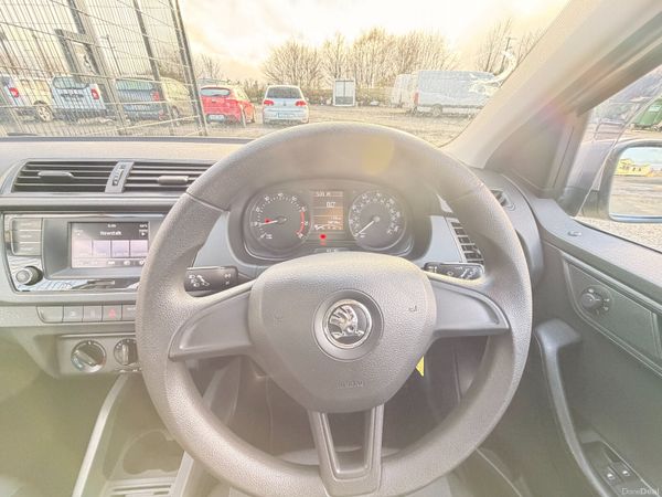 Skoda Fabia 2015 1.0 litter petrol Fresh NCT 378513063