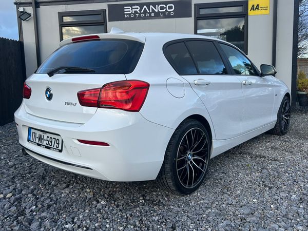 BMW 118D Sport Automatic 378517381