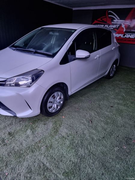 2015 Toyota Vitz Automatic 378535037