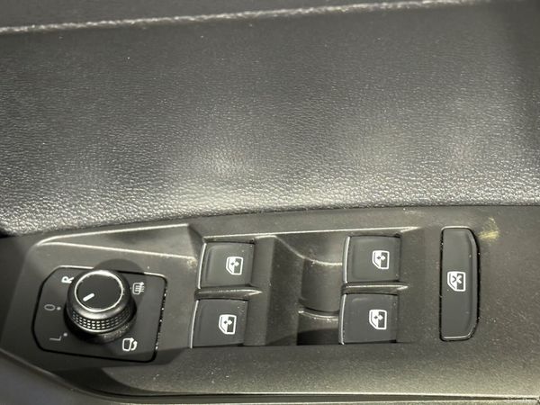 2018 Volkswagen Polo  1.0 Auto, 33K Miles 378643847