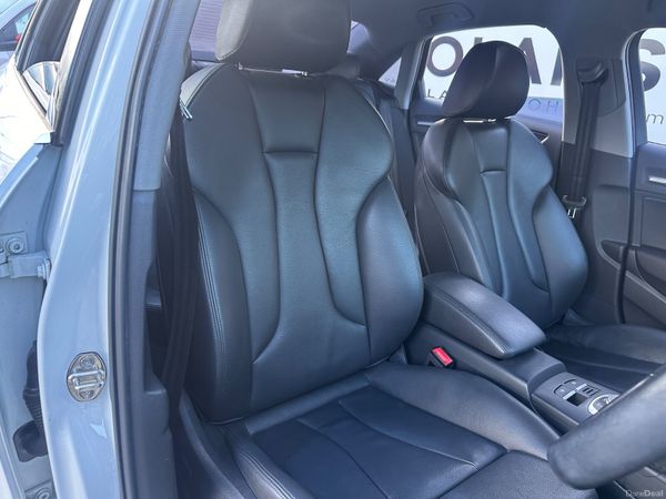 Audi A3 2018 378655222