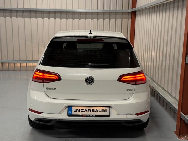 2017 Volkswagen Golf 1.6TDI 378657385