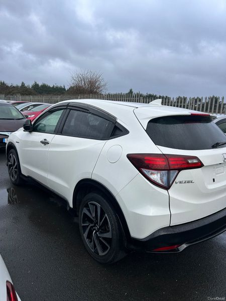 Honda Vezel RS Specs 378660875