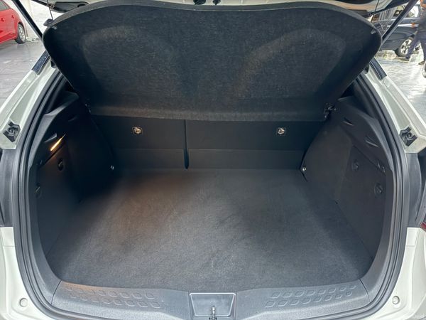 2018 Toyota C-HR 1.8 Hybrid Automatic 378664667