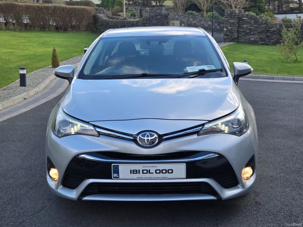 Toyota Avensis 2018 378673813