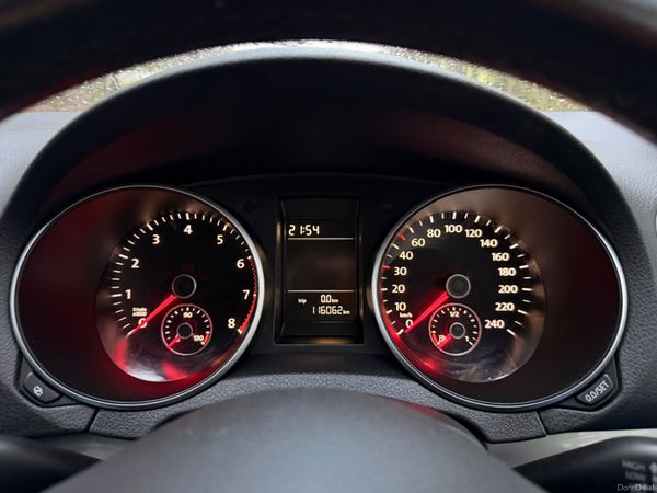 Volkswagen Golf Automatic Irish Car Low KM 378675343