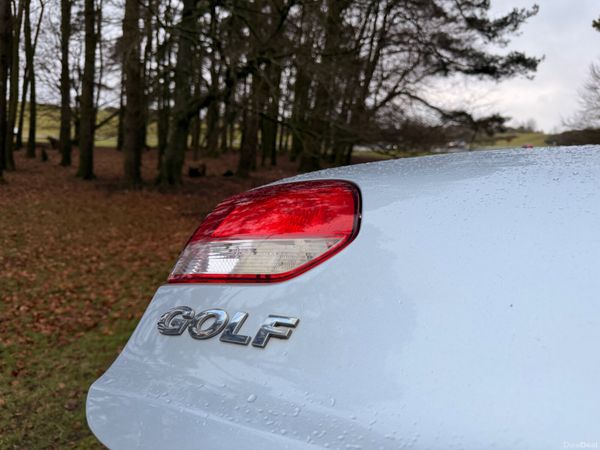 Volkswagen Golf Automatic Irish Car Low KM 378675361