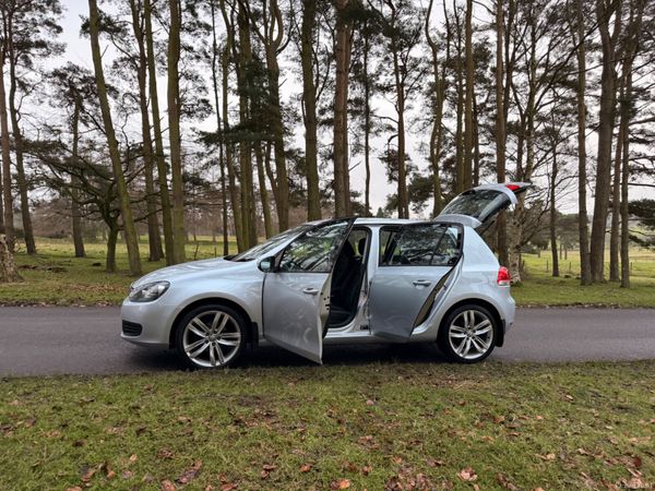 Volkswagen Golf Automatic Irish Car Low KM 378675373