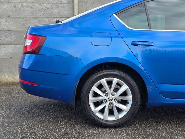 Skoda Octavia Soleil 1.0TSI 115HP NCT 01/28 378690287