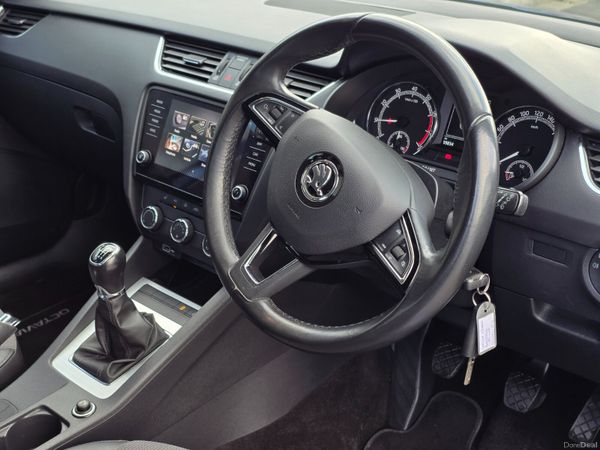 Skoda Octavia Soleil 1.0TSI 115HP NCT 01/28 378690290