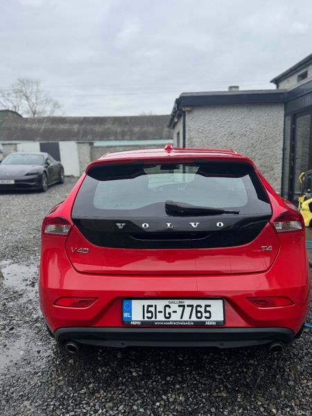 2015 Volvo V40 – High Spec – Stunning Red 378691425