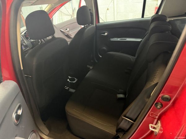 Dacia Sandero 2019    1 OWNER ! 378604998