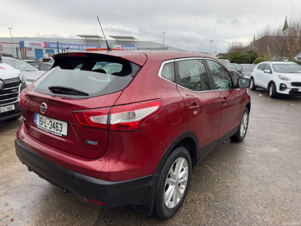 Nissan Qashqai 2015 378619947