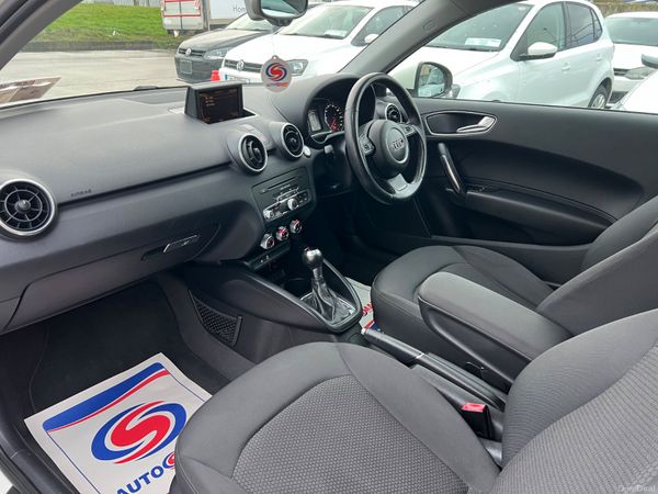 Audi A1 2012 PAN ROOF NCT 10/26 378620895