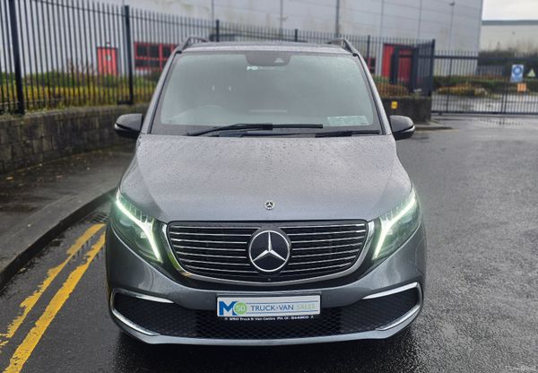 Mercedes EQV 300 SPORT PREMIUM 378622806