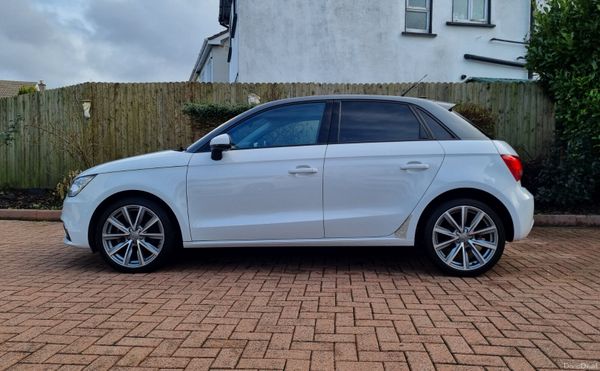 Audi A1 / 1.4tfsi *V.High Spec* only 25k Auto 378751829