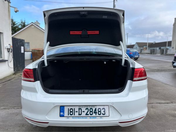 Volkswagen Passat CL 1.6 TDI MANUAL 6SPEED FWD 120 378761727