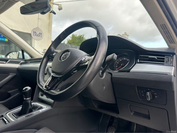 Volkswagen Passat CL 1.6 TDI MANUAL 6SPEED FWD 120 378761733