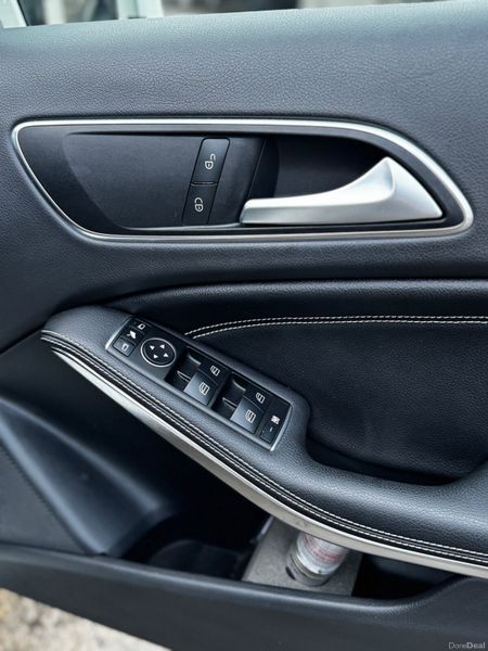 Merc A Class 1.6 Auto 26000kms 2015 378766373