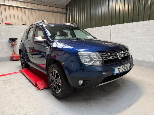 Dacia Duster 2017       LOW KLMS ! 378796355