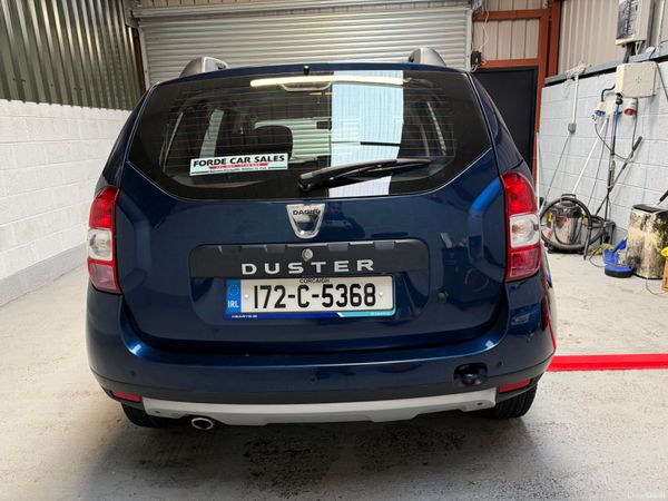 Dacia Duster 2017       LOW KLMS ! 378796364