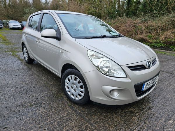 Hyundai i20 2010 1.2cc low mileage 378711951