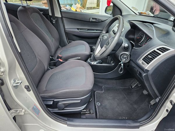 Hyundai i20 2010 1.2cc low mileage 378712472