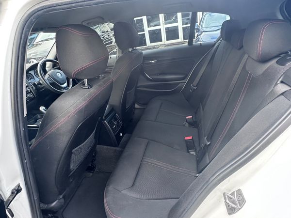 17 Bmw 118D Sports 378845239