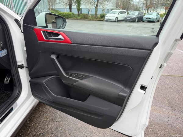 Volkswagen Polo 2.0 GTI DSG 44,000km 378851828